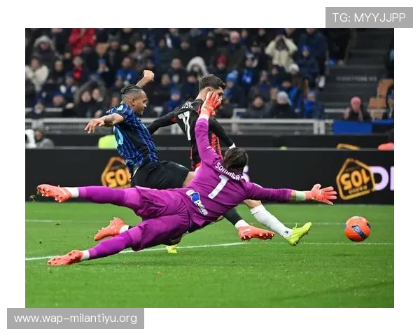 女生版AC米兰队歌在比赛中的精彩演绎回放带你重温米兰的每一次激动瞬间